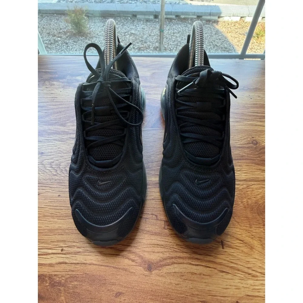 Nike Air Max 720 Triple Black Kids Sneakers AO2306-002 Sz 3Y
